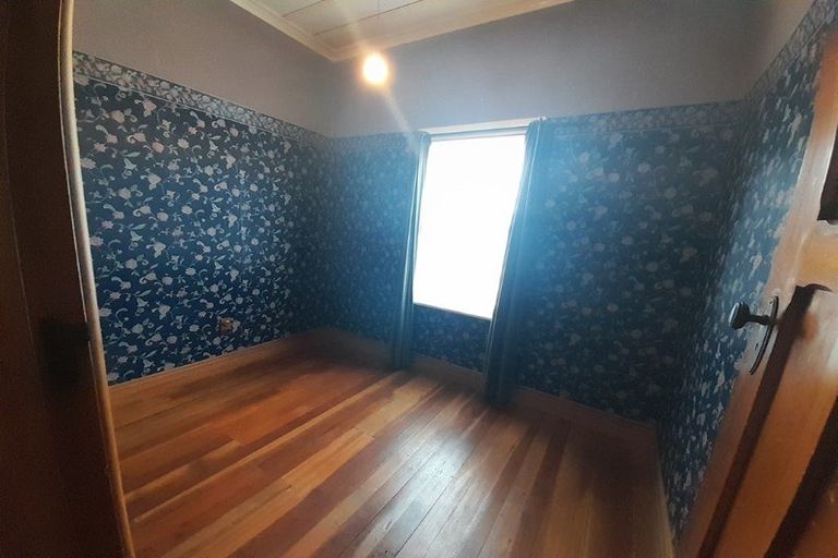 Photo of property in 32 Kitchener Road, Waiuku, 2123