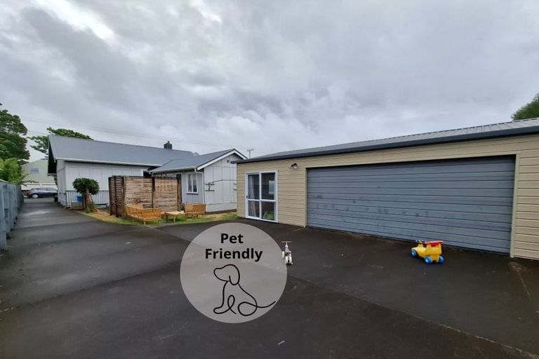 Photo of property in 50 Wallace Place, Westown, New Plymouth, 4310