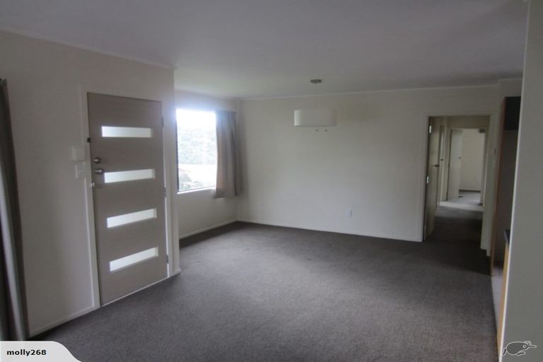 Photo of property in 53 Pemberton Avenue, Bayview, Auckland, 0629