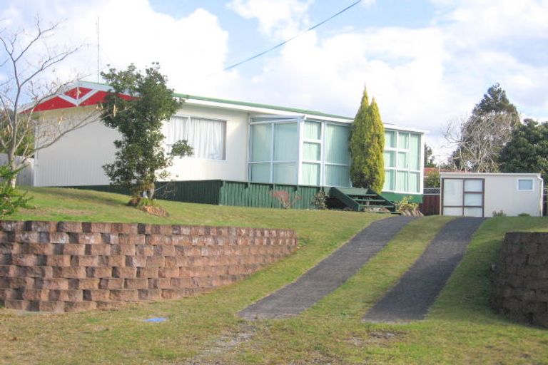 Photo of property in 315 Linton Crescent, Whangamata, 3620