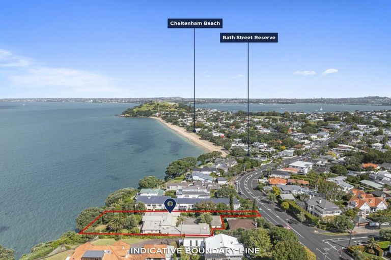 Photo of property in 120 Vauxhall Road, Narrow Neck, Auckland, 0624