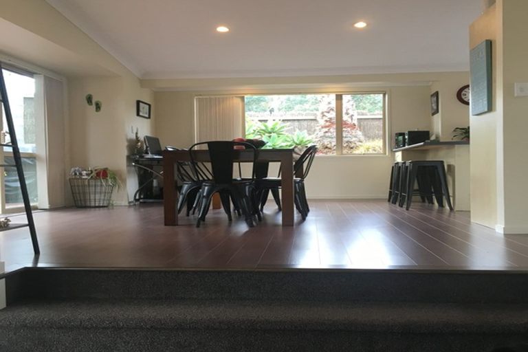 Photo of property in 5 Coralsea Way, Arkles Bay, Whangaparaoa, 0932