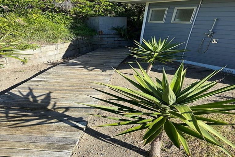Photo of property in 46 Rodney Avenue, Te Horo Beach, Otaki, 5581