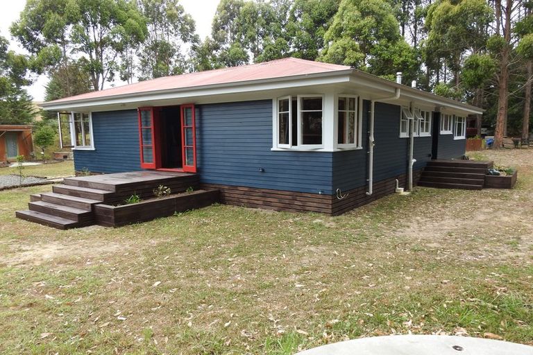 Photo of property in 11 Mick Dillon Road, Tahekeroa, Kaukapakapa, 0873