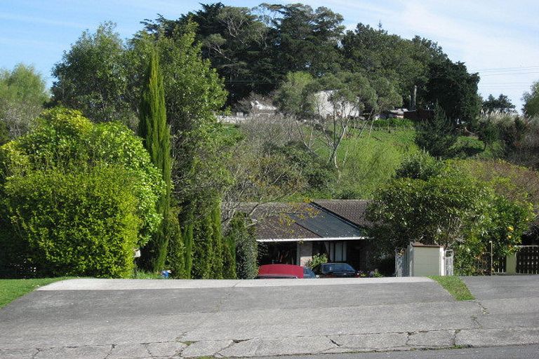 Photo of property in 5a Puketotara Street, Highlands Park, New Plymouth, 4312