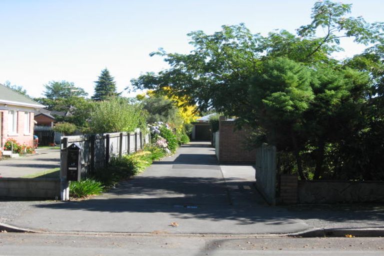 Photo of property in 77 Oak Grove, Ashburton, 7700