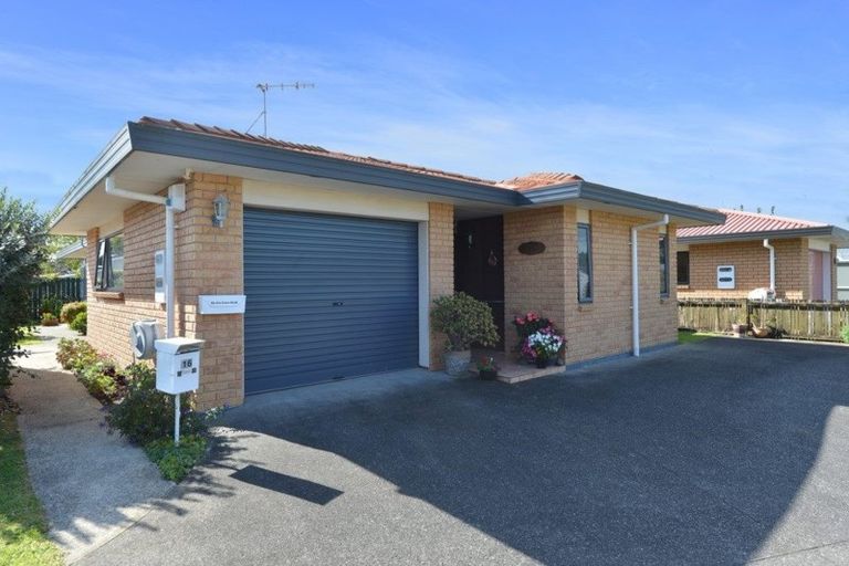 Photo of property in 16 Simons Street, Kensington, Whangarei, 0112