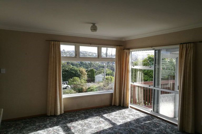Photo of property in 102 Helston Road, Paparangi, Wellington, 6037