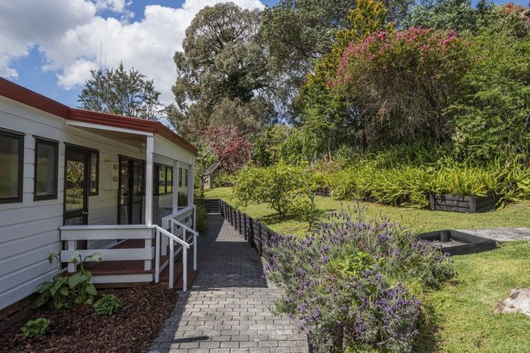 Photo of property in 15 Tikorangi Place, Morningside, Whangarei, 0110