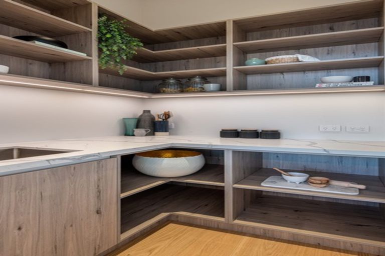 Photo of property in 27a Beechwood Road, Rothesay Bay, Auckland, 0630