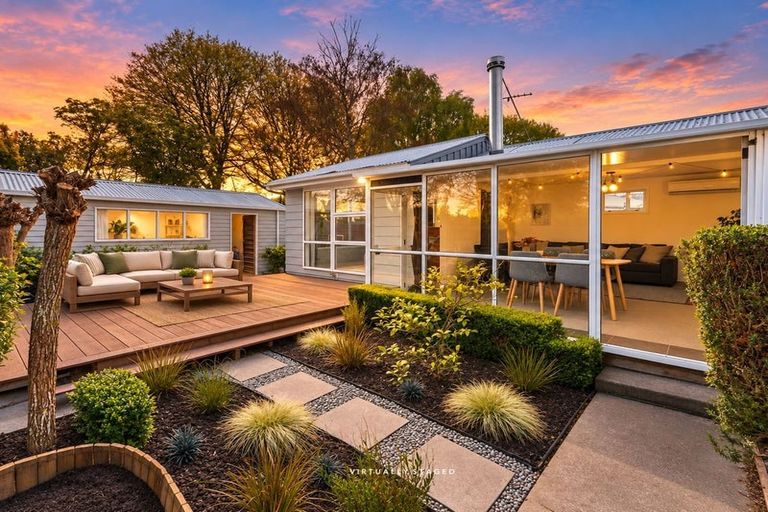 Photo of property in 1/17 Barnes Road, Redwood, Christchurch, 8051