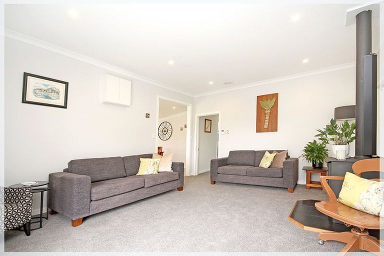 Photo of property in 35 Fairfield Road, Levin, 5510