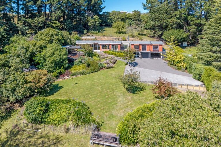 Photo of property in 831 Cashmere Road, Halswell, Christchurch, 8025