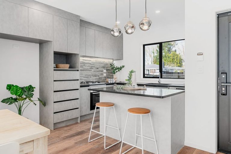 Photo of property in 1/146 Rimu Street, Maeroa, Hamilton, 3200