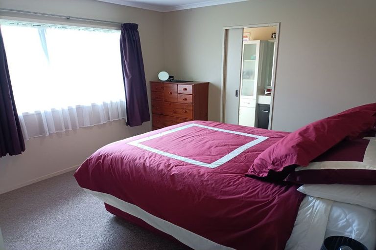 Photo of property in 95 Romilly Street, Westport, 7825