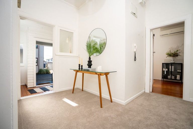 Photo of property in 34a Dundas Street, Seatoun, Wellington, 6022