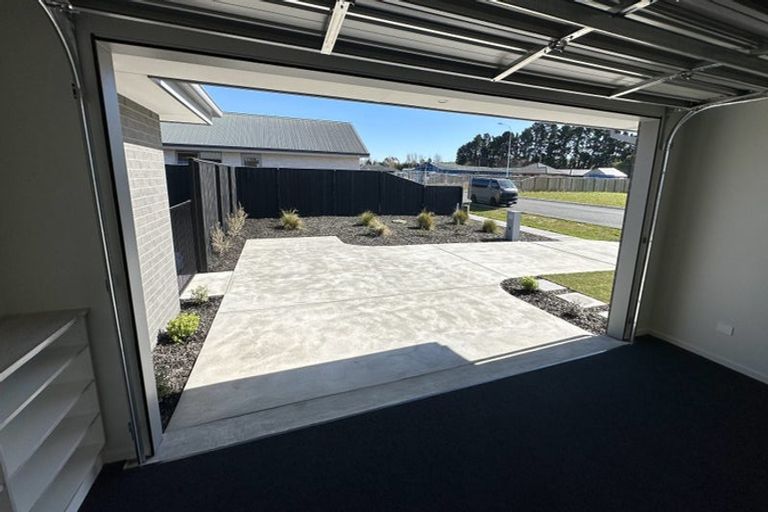 Photo of property in 36 Plover Avenue, Amberley, 7410