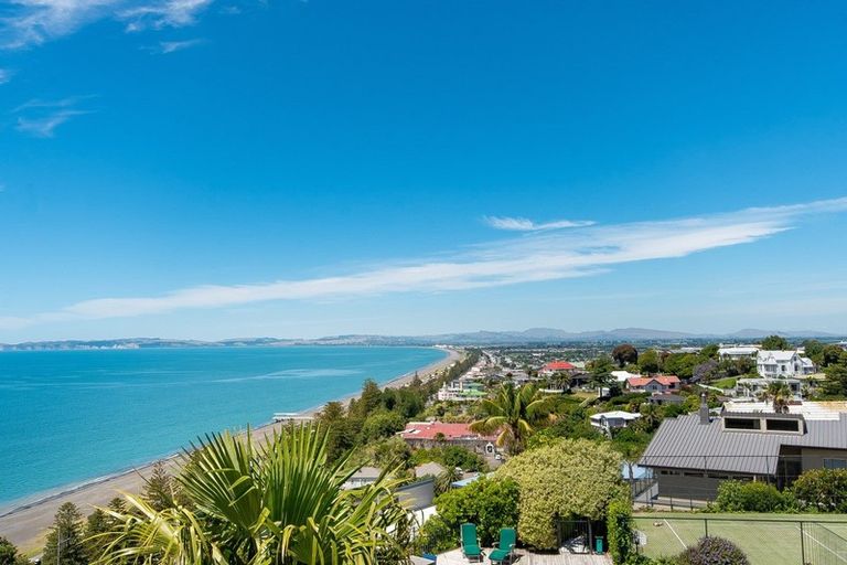 Photo of property in 6b Elizabeth Road, Bluff Hill, Napier, 4110