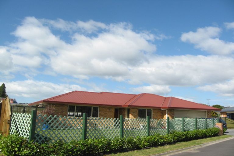 Photo of property in 6 Walnut Grove, Whakatane, 3120