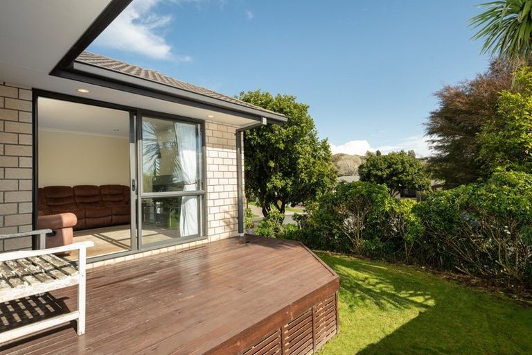 Photo of property in 5 Lark Place, Welcome Bay, Tauranga, 3112