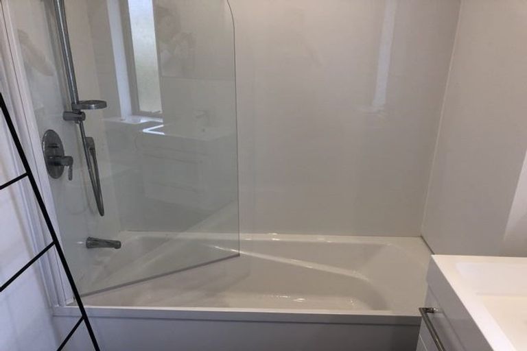 Photo of property in 10/36 Tacy Street, Kilbirnie, Wellington, 6022