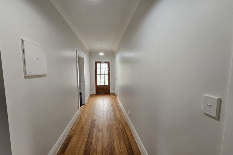 Photo of property in 8 Gillies Avenue, Claudelands, Hamilton, 3214