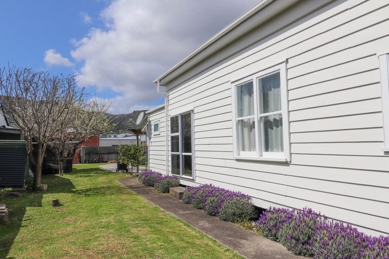 Photo of property in 322 Queen Sh25 Street, Thames, 3500