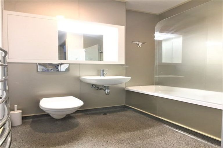 Photo of property in 11/45 Childers Terrace, Kilbirnie, Wellington, 6022