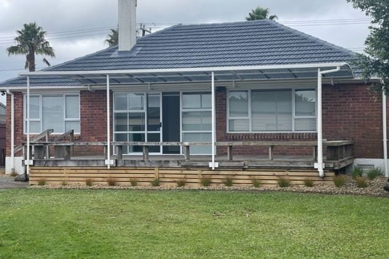 Photo of property in 5 Harris Street, Pukekohe, 2120