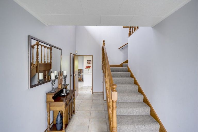 Photo of property in 10 Reeve Drive, Havelock North, 4130