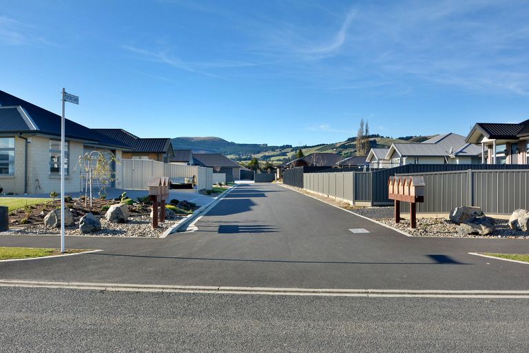 Photo of property in 8 Harley Lane, Mosgiel, 9024