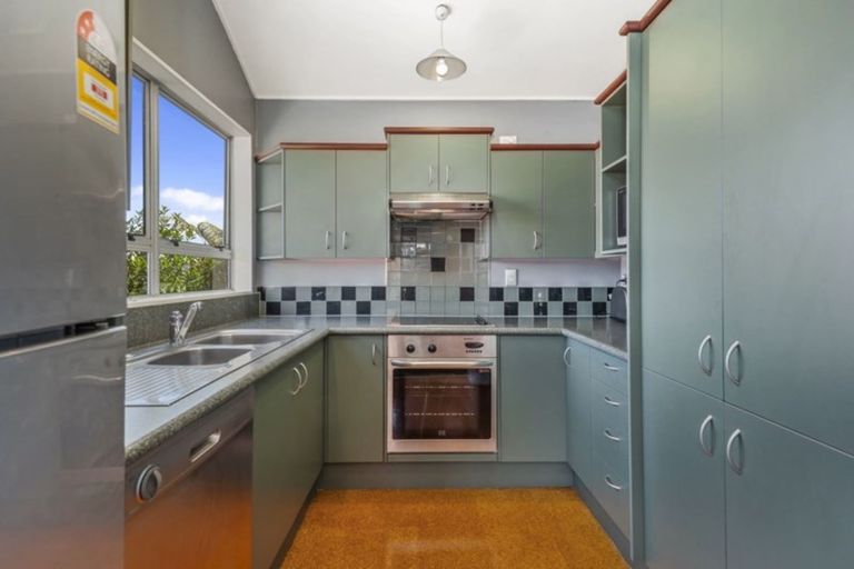 Photo of property in 150 Te Heuheu Street, Taupo, 3330