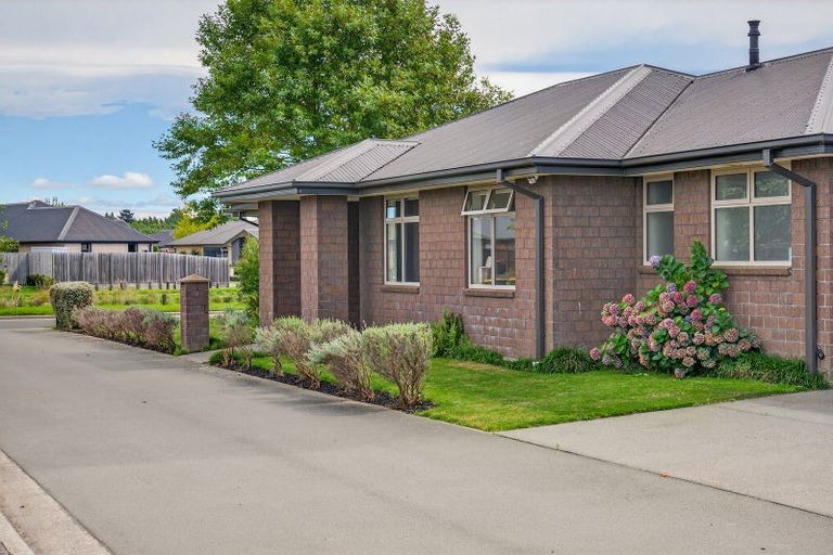 Photo of property in 7 Carradale Avenue, Broomfield, Christchurch, 8042