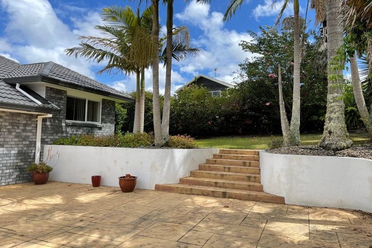 Photo of property in 69 Marina View Drive, West Harbour, Auckland, 0618