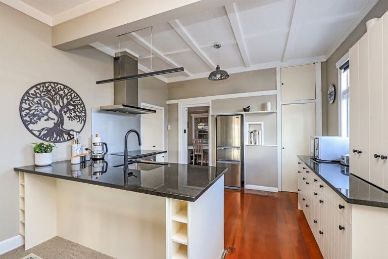 Photo of property in 174 Kennedy Road, Marewa, Napier, 4110