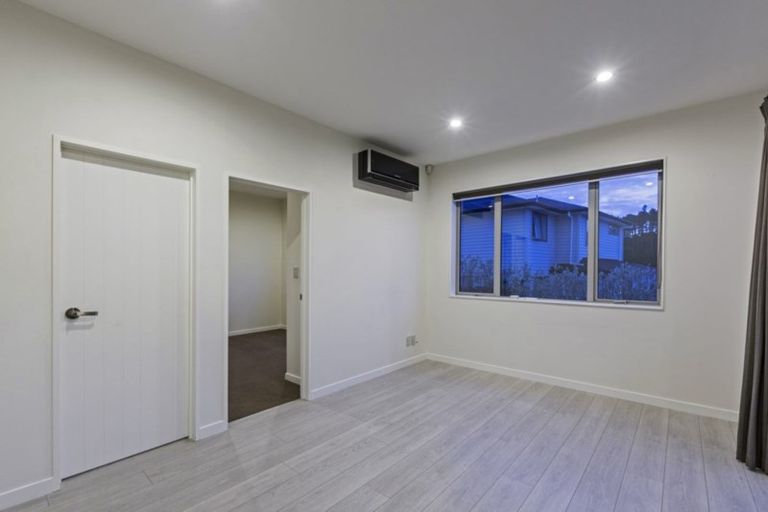 Photo of property in 59 Golden Morning Drive, Albany Heights, Auckland, 0632