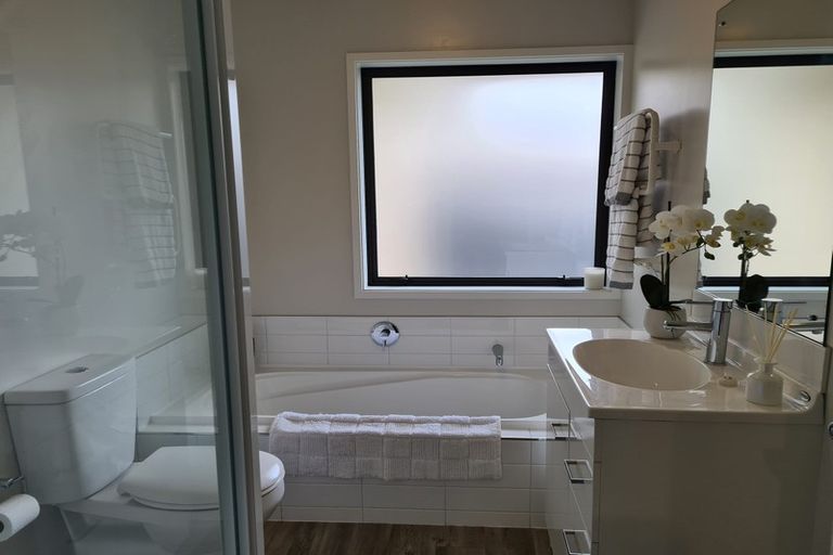 Photo of property in 8 Lydiard Drive, Rolleston, 7615