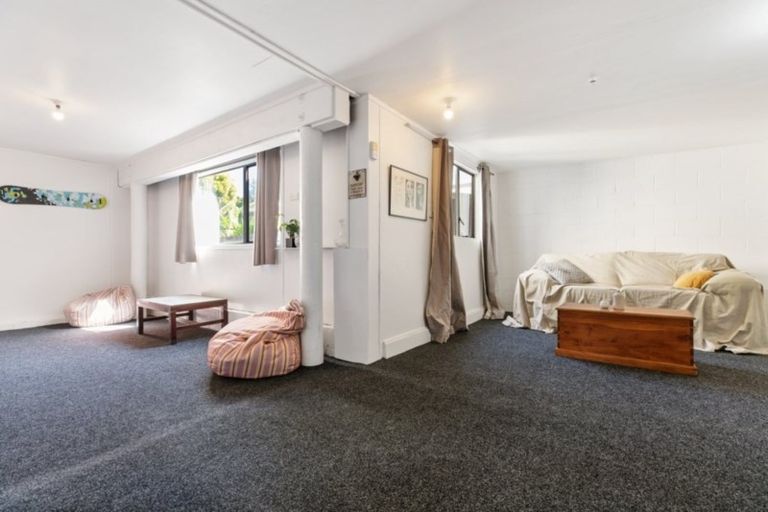 Photo of property in 54 Everglade Drive, Goodwood Heights, Auckland, 2105