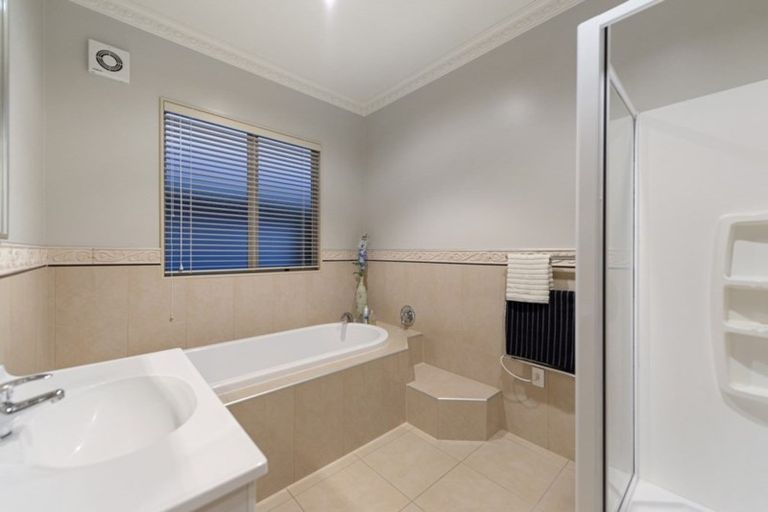 Photo of property in 39 Caversham Drive, Rototuna, Hamilton, 3210