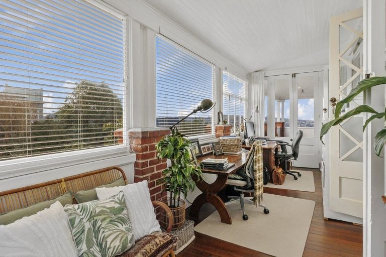 Photo of property in 32 Tweed Street, Roslyn, Dunedin, 9010