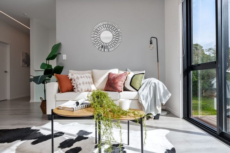 Photo of property in 2b Marina Road, Torbay, Auckland, 0630