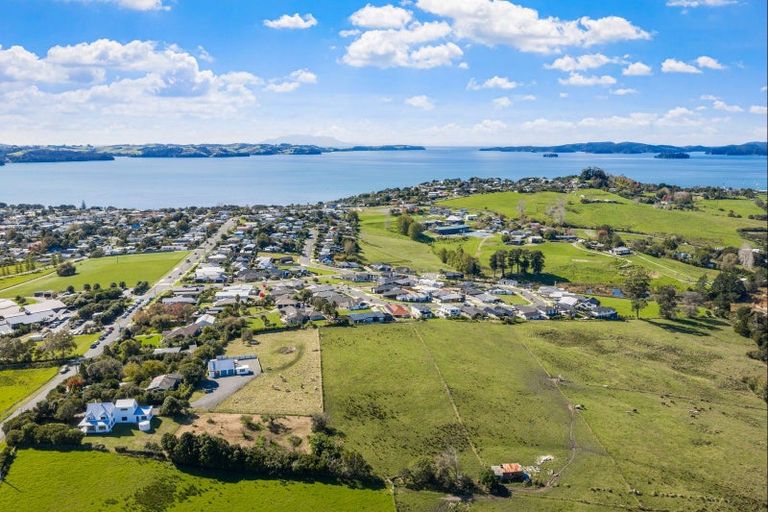 Photo of property in 77 Dawson Road, Snells Beach, Warkworth, 0982