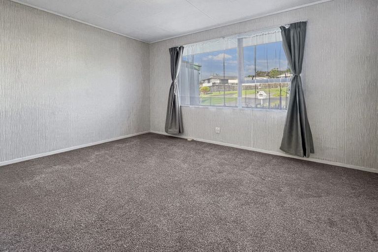 Photo of property in 6 Mataura Place, Clover Park, Auckland, 2019