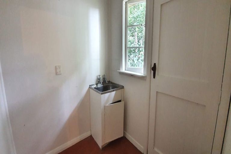 Photo of property in 43 Kirkwood Avenue, Upper Riccarton, Christchurch, 8041