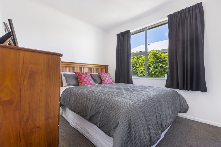 Photo of property in 2b Mayfair Grove, Alexandra, 9320