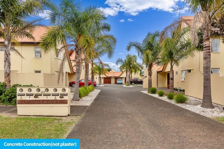 Photo of property in 2/137 Lakeside Drive, Orewa, 0931
