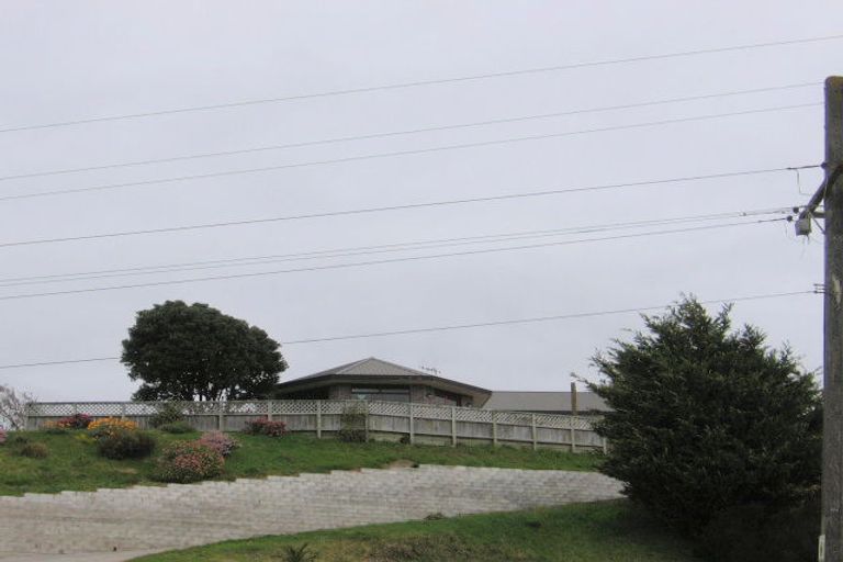 Photo of property in 1 Victoria Street, Foxton, 4814