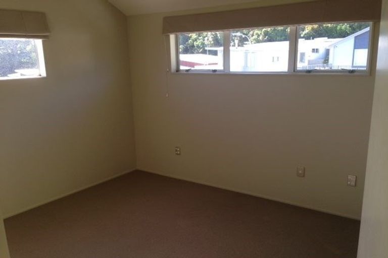 Photo of property in 78 Sheridan Terrace, Johnsonville, Wellington, 6037