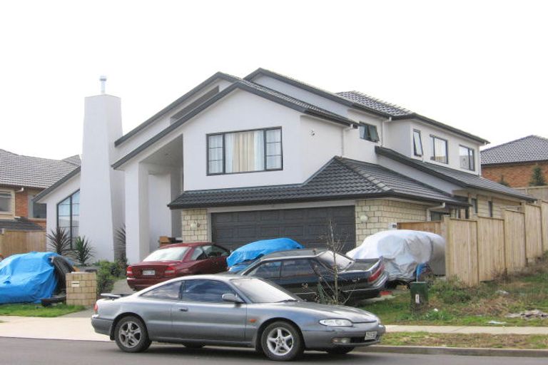 Photo of property in 106 Middlefield Drive, Flat Bush, Auckland, 2016
