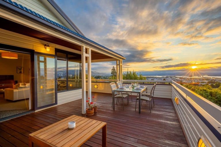 Photo of property in 44 Maire Street, Tahunanui, Nelson, 7011